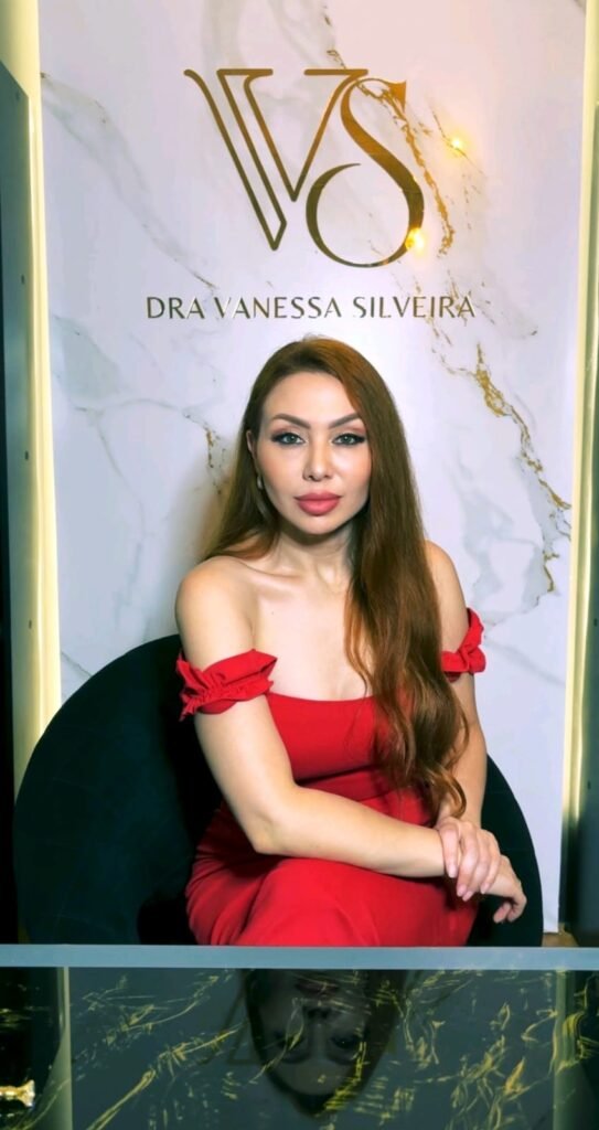 Dra Vanessa Silveira Biomedica em Castro PR